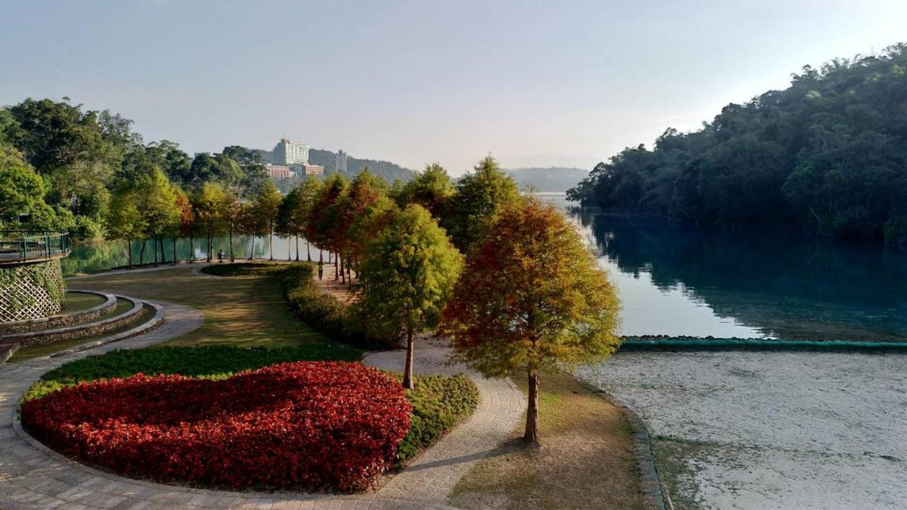 Sun Moon Lake Friday Inn Guest House Yuchi Eksteriør billede