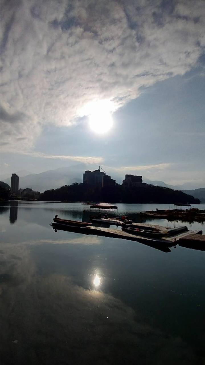 Sun Moon Lake Friday Inn Guest House Yuchi Eksteriør billede